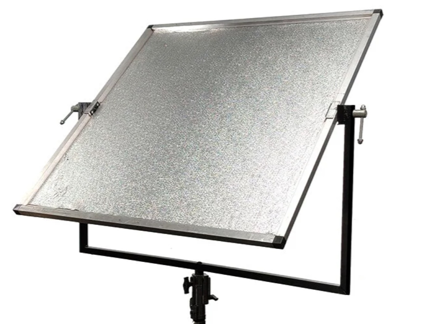 4ft x 4ft Reflector on rent in Dehradun — Grip & Diffusion — ₹650/day | Mendly